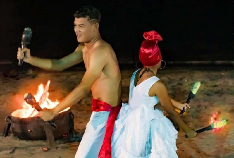 Party on a cruise through the Bay of Santa Marta with a DJ, music, and an open bar - Practical Details