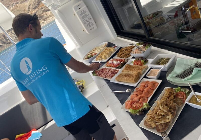 Pasito Blanco: Private catamaran excursion with food & drink - An In-Depth Look at the Pasito Blanco Catamaran Experience