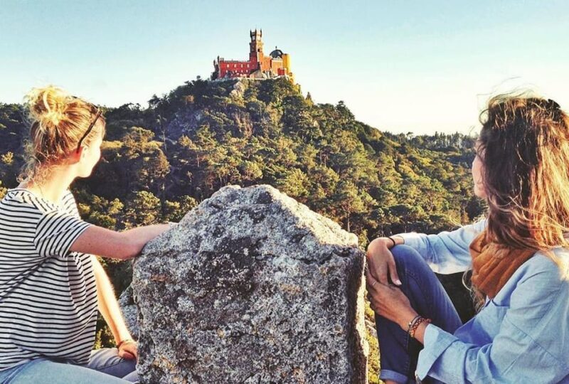 Passeio em Grupo Para Sintra e Cascais Saindo de Lisboa - Key Points