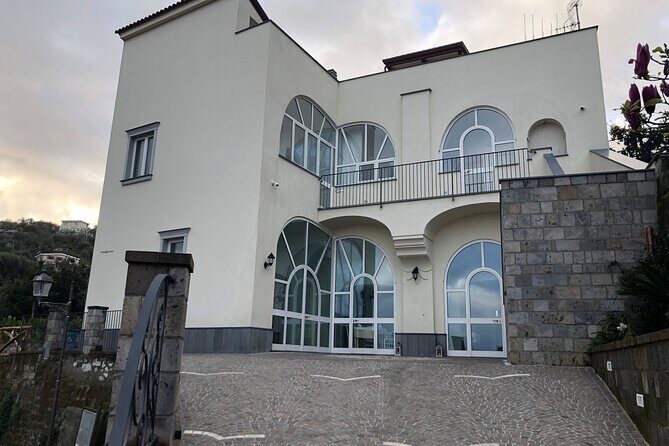 Pasta and Tiramisù class with a panoramic view of Sorrento - Who Will Love This Experience?