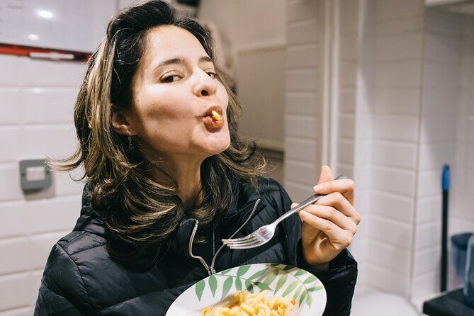 Pasta cooking class with Naples pasta chef - Key Points