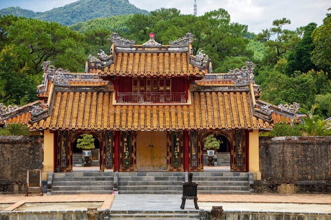 Pathway to the Past: Hue Imperial City - Private full day - FAQs