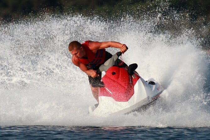 Pattaya Beach Jet Ski Adventure - An In-Depth Look at the Pattaya Beach Jet Ski Adventure