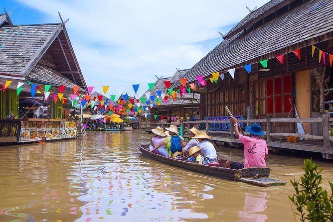 Pattaya Floating Market with Famous Landmarks Tour - The Sum Up