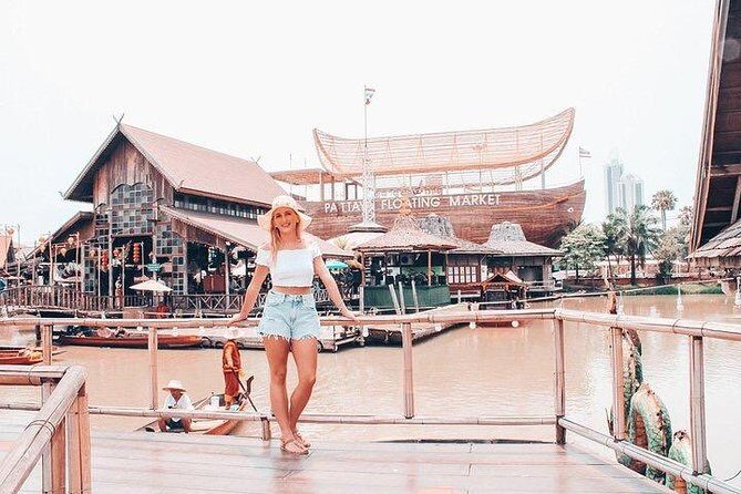 Pattaya Floating Market with Return Transfer - An In-Depth Review of the Pattaya Floating Market Tour