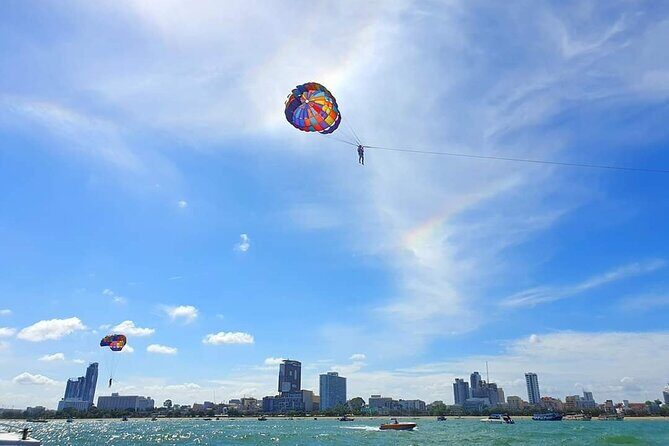 Pattaya: Parasailing Experience - The Experience Itself: Views, Vibes, and Variations
