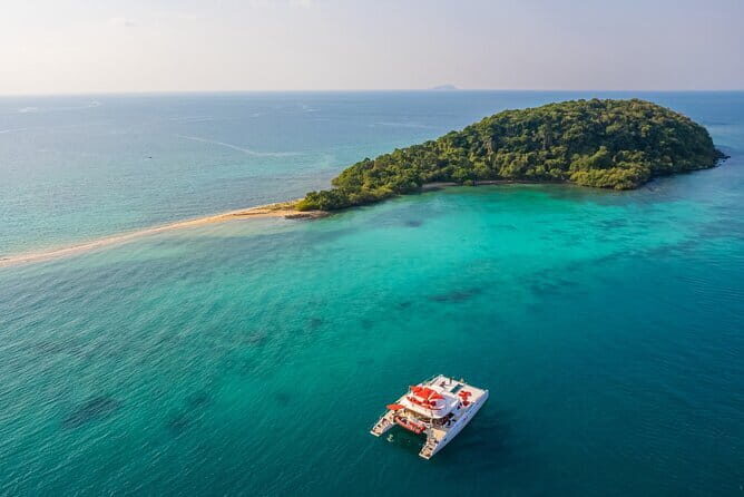 Pattaya Sunset Catamaran Island Hopping with Lunch - Key Points