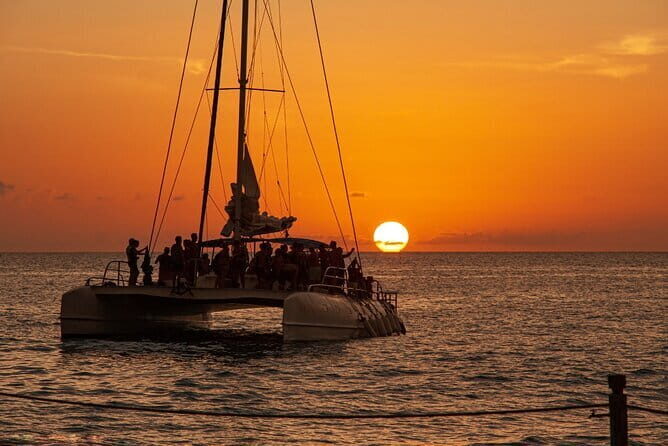 Pattaya Sunset Catamaran Island Hopping with Lunch - Setting Sail from Pattaya: An Overview