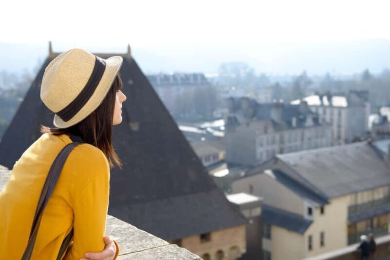 Pau: Express Walk with a Local - Exploring Pau with a Local Guide: A Deep Dive