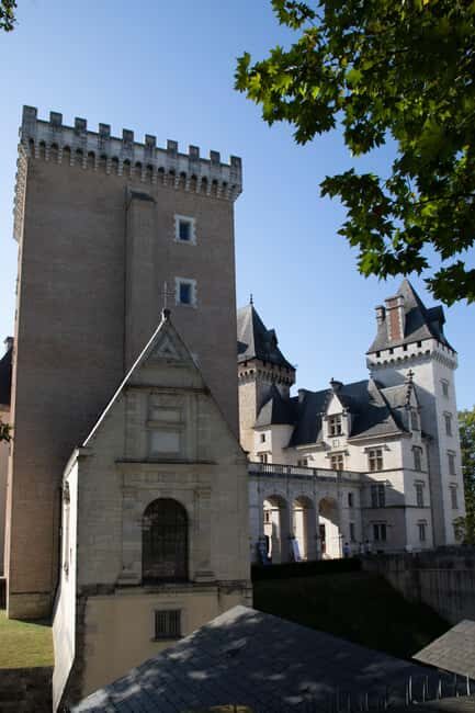 Pau: Express Walk with a Local - FAQ