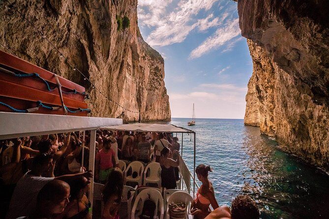Paxoi, Antipaxoi and Blue Caves Cruise from Corfu - In Summary