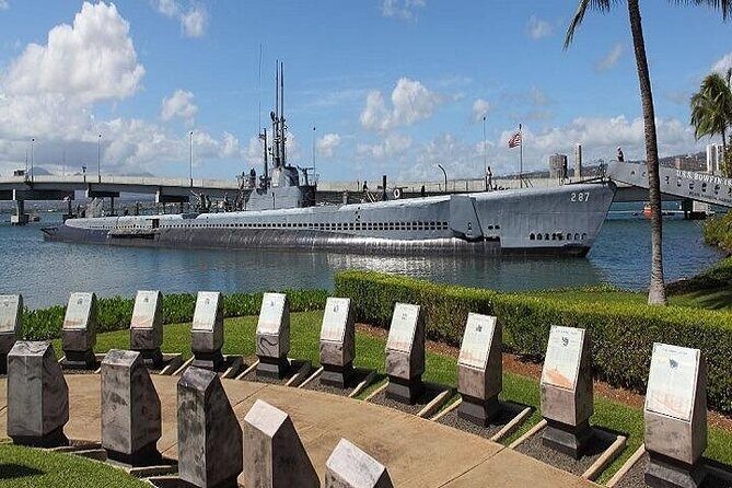 Pearl Harbor and Mini Circle Island Tour from Waikiki - A Deep Dive Into the Experience