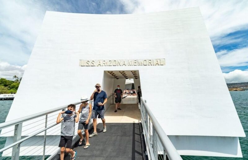 Pearl Harbor and Oahu Circle Island Tour FROM MAUI - What to Expect on This Tour