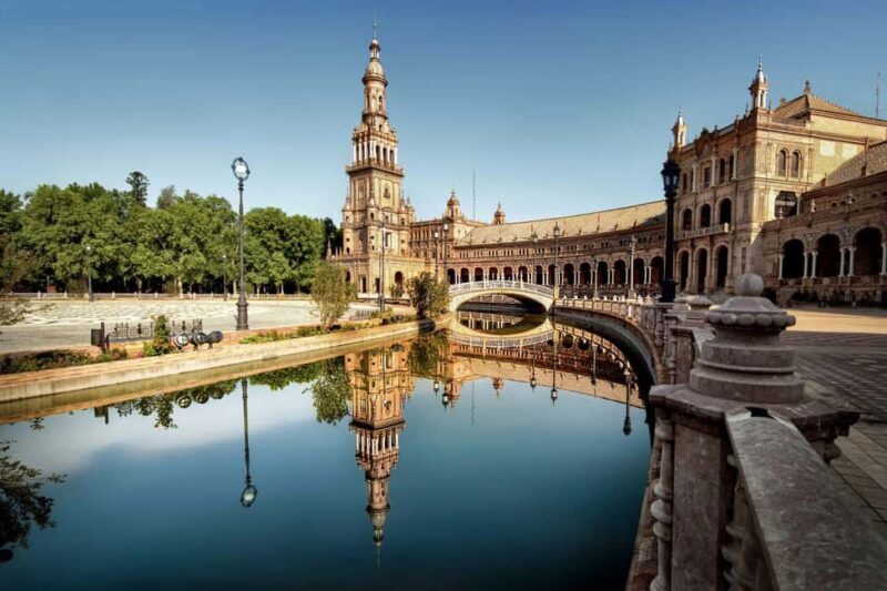 Pearls of Seville Private Walking Tour for Couples - Analyzing the Value