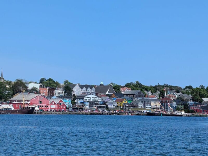 Peggys Cove & Lunenburg + 3 Hidden Gems Full Day Tour - FAQ