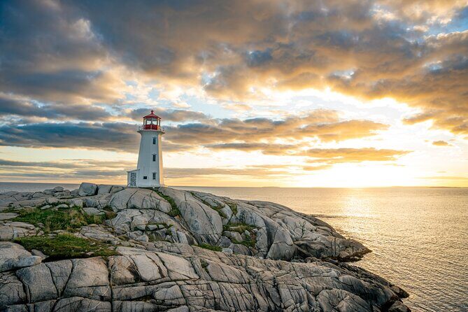 Peggy's Cove Sunset tour - An In-Depth Look at the Peggy’s Cove Sunset Tour