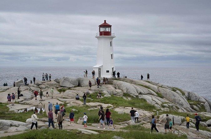 Peggys Cove Tour in Private Vehicle - The Value of a Private, Tailored Experience