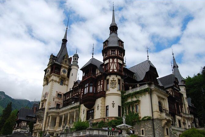 Peles, Bran, Brasov - The Itinerary in Detail