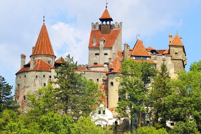 Peles Castle, Dracula Castle and Brasov old town - private tour from Bucharest - Frequently Asked Questions