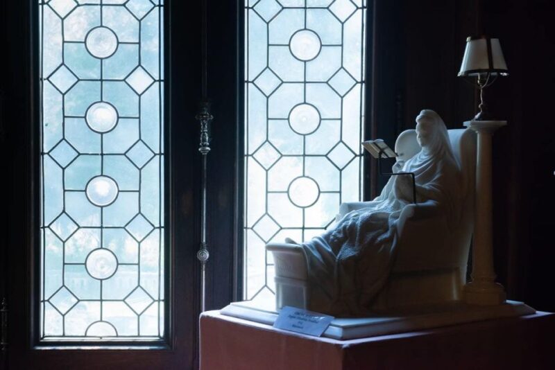 Peles, Dracula's Castles & Brasov: Private Day Trip & Pickup - Who Is This Tour Best For?