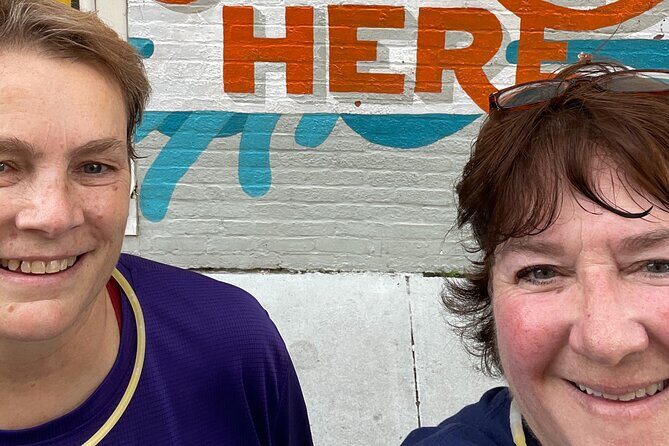 Pensacola Love in the City Date Tour & Scavenger Hunt - Key Points
