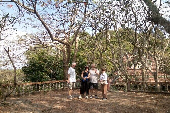 Pepper Farm Guided Tour, Kep/Crab Market, Salt Field &Secret Lake - Key Points