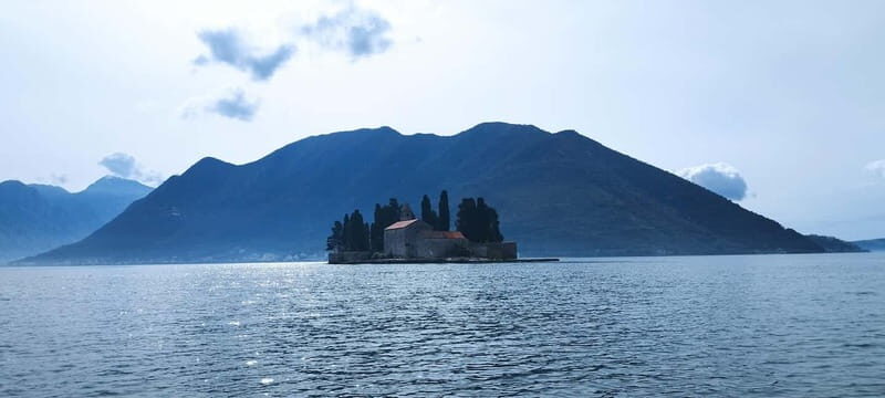 Perast: Cruise & Explore Our Lady of The Rocks island/church - Key Points