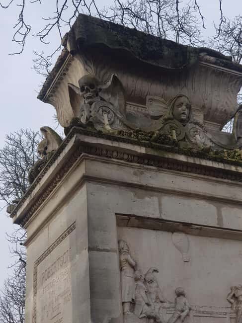 Père-Lachaise : histoires et mystères contés par un comédien - FAQ