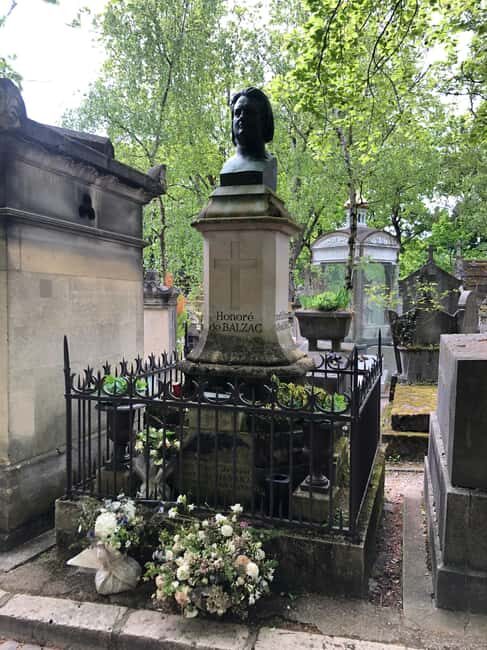 Père Lachaise Iconic Tour - A Closer Look at the Père Lachaise Iconic Tour
