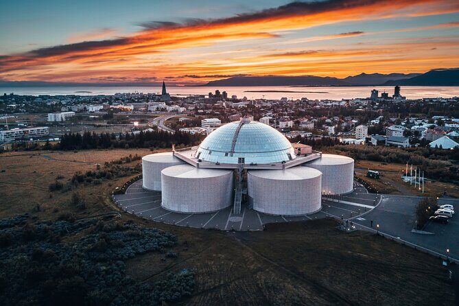 Perlan Ice Cave Admission & Golden Circle Tour in Reykjavik - The Itinerary in Detail