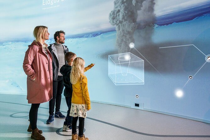 Perlan Ice Cave Admission & Golden Circle Tour in Reykjavik - Who Should Book This Tour?