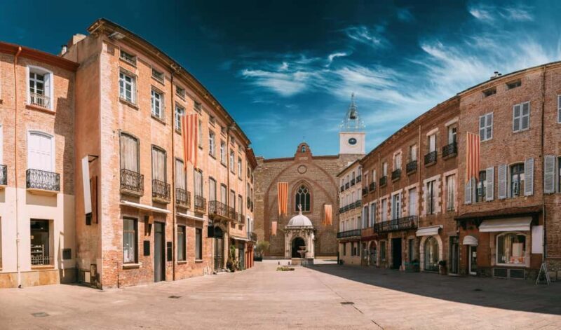Perpignan: 2-hour Best Intro Walking Tour with a Local - Insider Tips and Recommendations