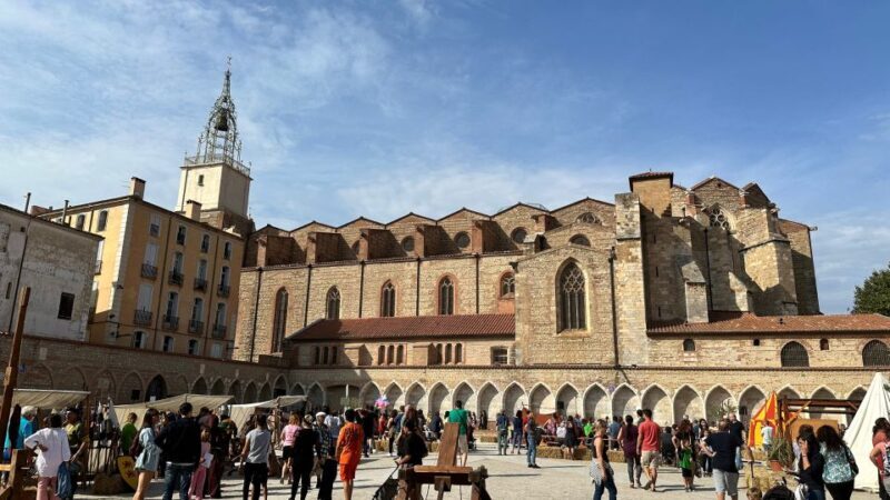 Perpignan : 2h private guided tour for small groups - FAQs