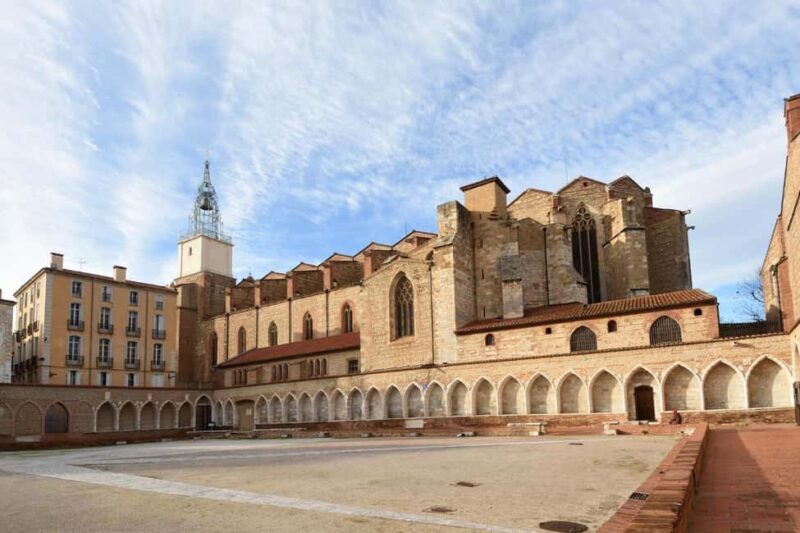 Perpignan: Express Walk with a Local in 60 minutes - The Value of a Guided Walk