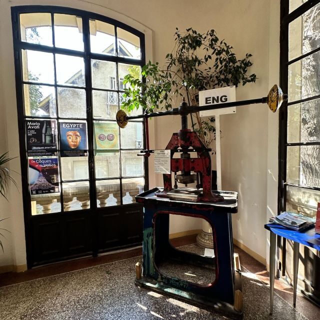 Perpignan : private guided tour for small groups - An Authentic Journey Through Perpignan’s Streets