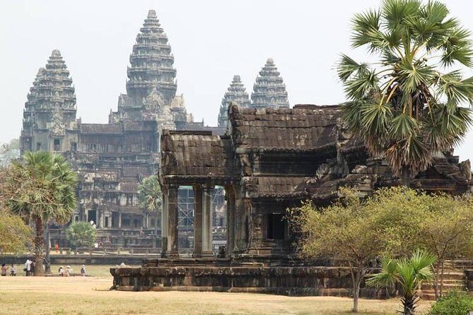 Personalised Angkor Wat Day Tour by an Air-conditioned Car - An In-Depth Look at the Tour Experience