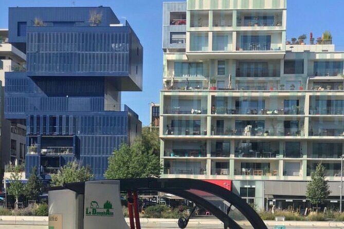 Personalized discovery of the Confluence district - The Sum Up