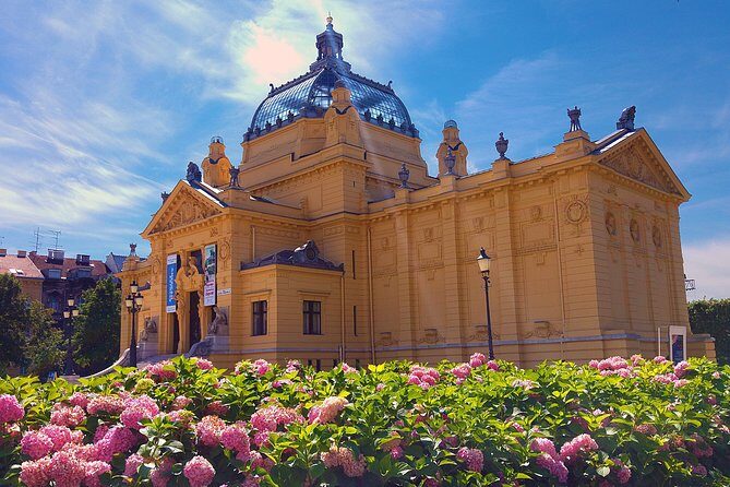 Personalized Eclectic Small-Group Walking Tour - Practical Considerations