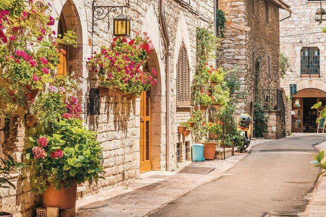 Perugia Walking Tour with Audio and Written Guide by a local - Key Highlights of the Itinerary