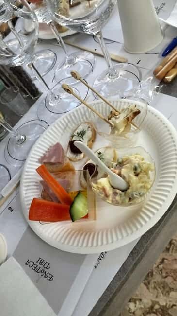 Peschiera del Garda:wine tasting three wines from Lake Garda - Who Would Love This Experience?