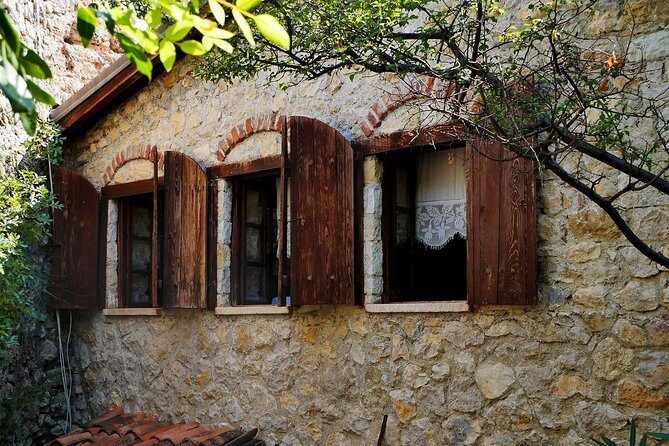 Petrele Castle tour - Practical Tips for Visitors