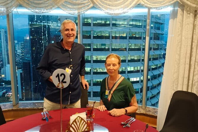 Petronas Twin Towers Skybridge & Dining Tour with Local Host - The Itinerary: Exploring the Twin Towers and Beyond