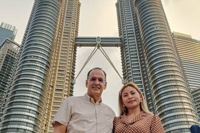 Petronas Twin Towers Skybridge & Dining Tour with Local Host - FAQ