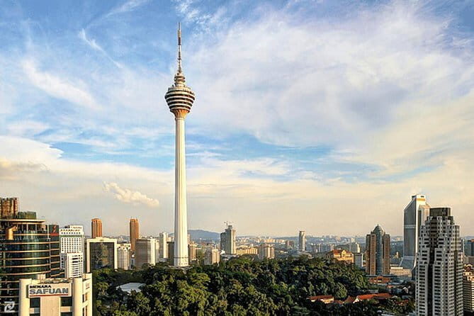 Petronas Twin Towers Special Entrance & Dining With Expert Guide - Who Is This Tour Best Suited For?