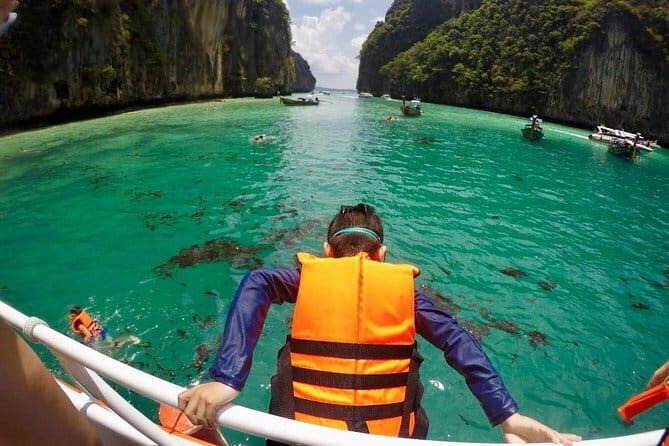 Phi Phi Island Deluxe Package by Tour Hub Asia - The Full Experience: What to Expect on the Day