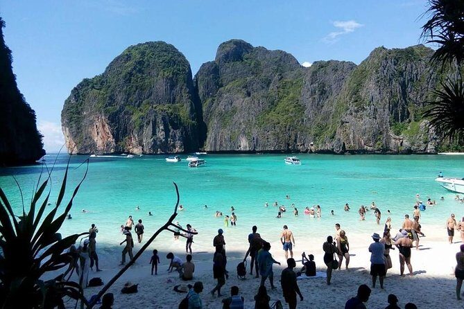 Phi Phi Island Tour by Royal Jet Cruiser with Lunch by The Sea - FAQs