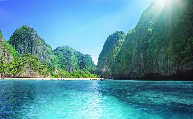 Phi Phi, Maya Bay, Bamboo by Private VIP boat - Key Points