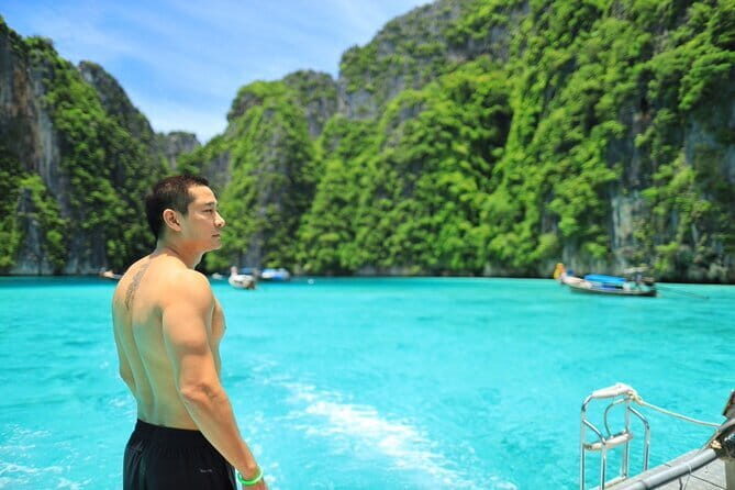 Phi Phi Maya Excusive Yona Floating Party Phuket 3 Day 2 Night - Key Points