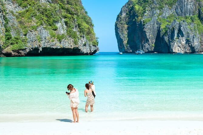 Phi Phi with Maya and Bamboo Island Day Trip by Speedboat - An In-Depth Look at the Phi Phi Speedboat Tour