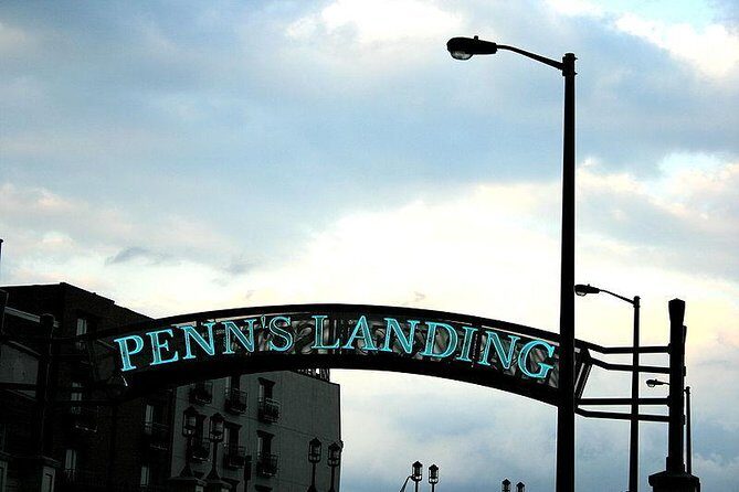 Philadelphia Father's Day Buffet Dinner Cruise - Key Points